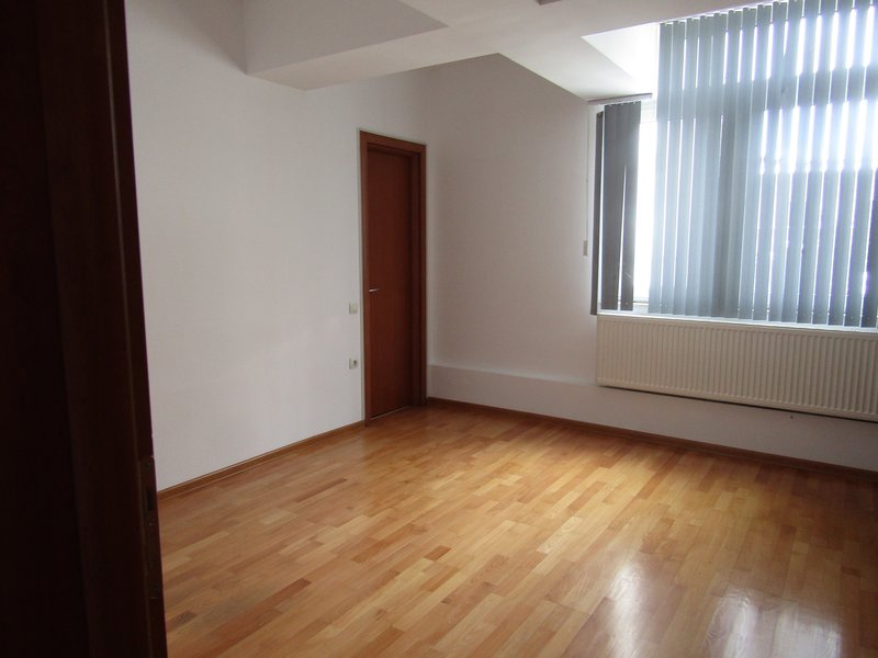 Cotroceni (Pod Cotroceni), stradal