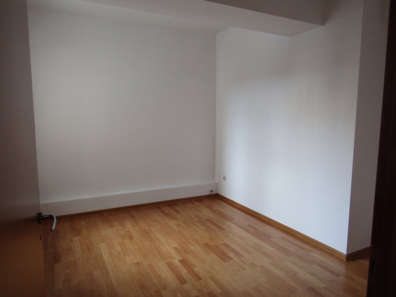 Cotroceni (Pod Cotroceni), stradal