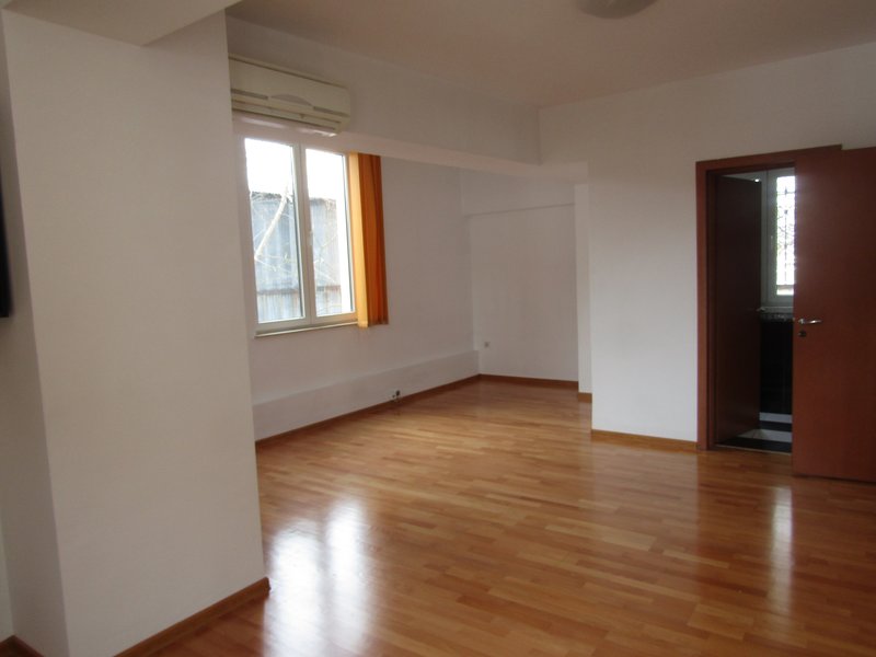 Cotroceni (Pod Cotroceni), stradal